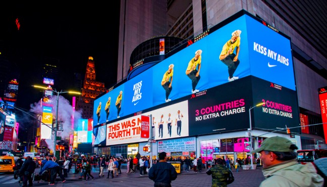 Màn hình LED quảng cáo hiển thị hình ảnh và video